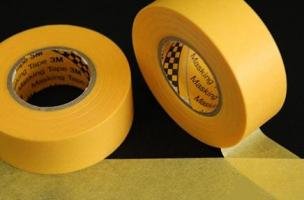 Băng keo giấy 3M 243J che sơn Masking Tape, 20mmx18m